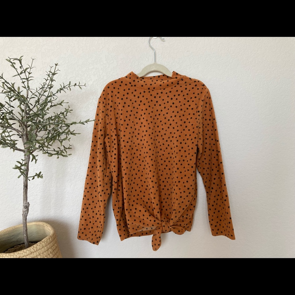 Old navy polkadot sweater!